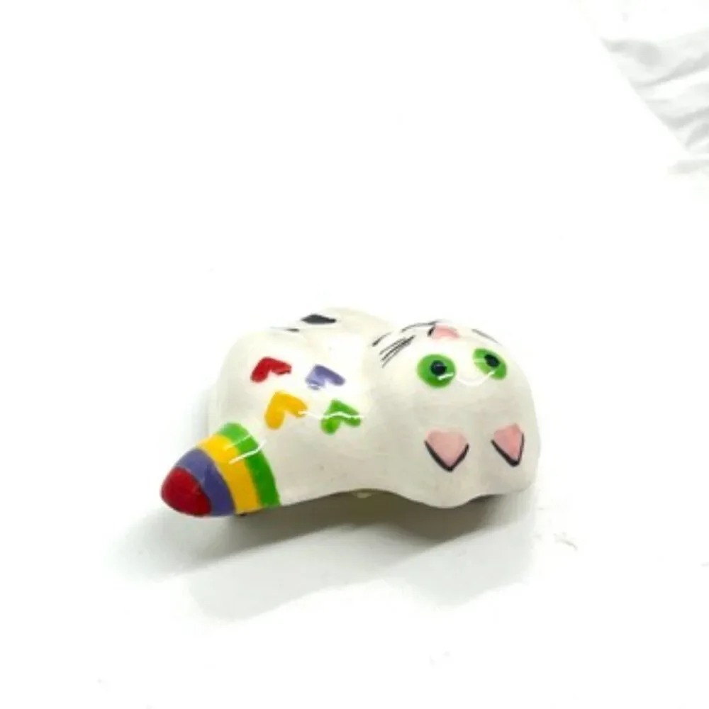 VINTAGE CAT BROOCH Ceramic Hand Painted Rainbow Hearts Folk Art Whimsical
